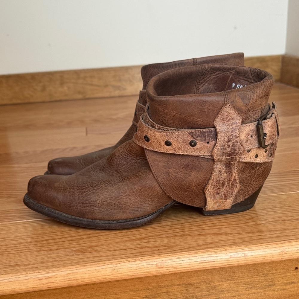 Sonora Brown Leather Ankle Boots with Buckle